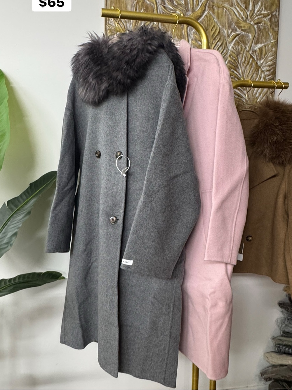 Women’s Gray Wool Trench Coat with Faux Fur Collar